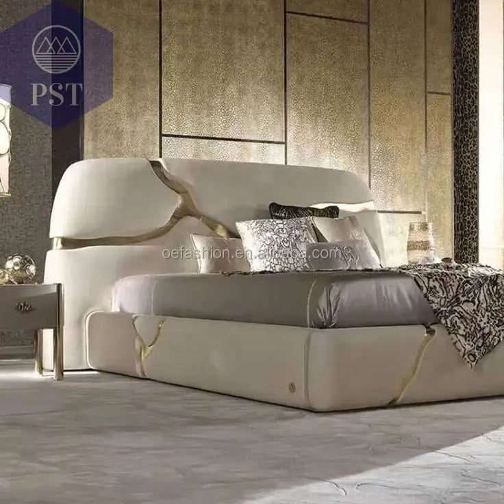 Elegantes Doppelbett im italienischen StilDoppelbett PST PS Tradings PST PS Tradings