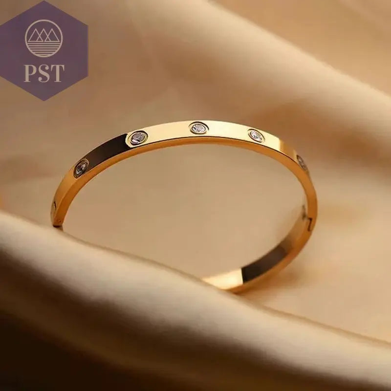 Schmuck-Glitzernd-funkelnd-und-sofort-bei-dir PST PS Tradings