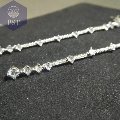 Silberne Nadel, lange baumelnde Ohrringe für Frauen, kubischer Zirkon, Kristall, Hochzeit, weibliche Quasten-Ohrringe  fashion, women, dress, clothes     PST PS Tradings